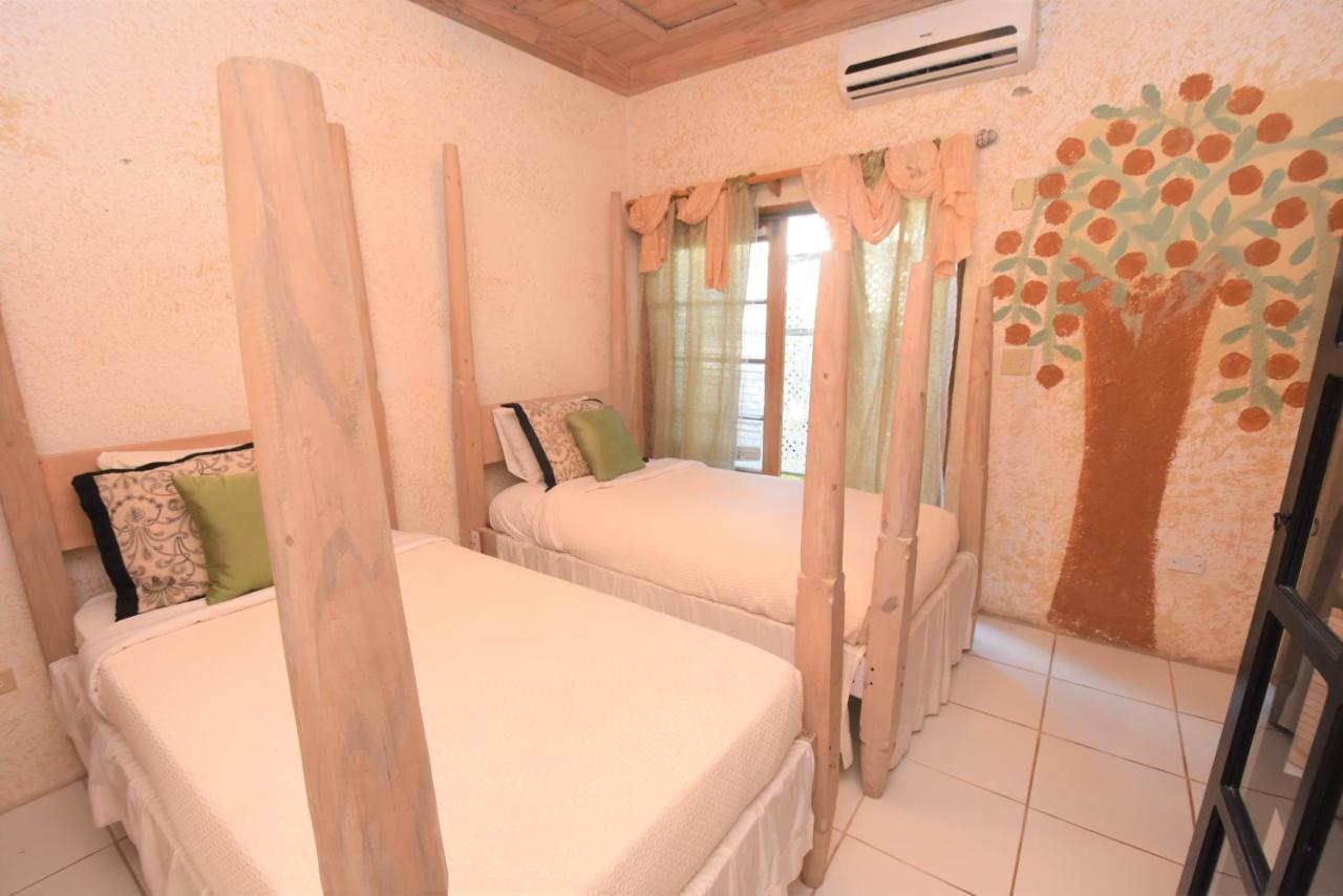 The Sugar Apple Lodging Dunmore Town ภายนอก รูปภาพ