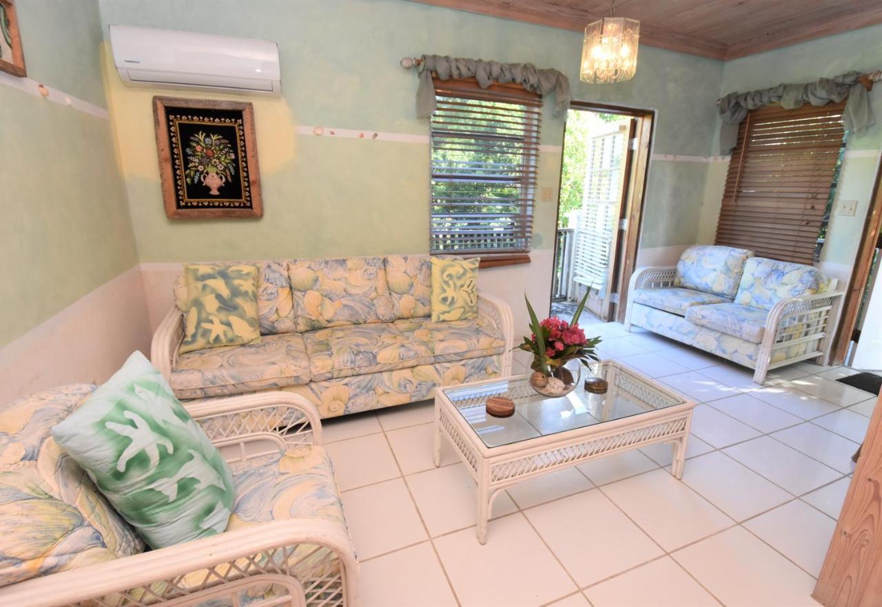 The Sugar Apple Lodging Dunmore Town ภายนอก รูปภาพ
