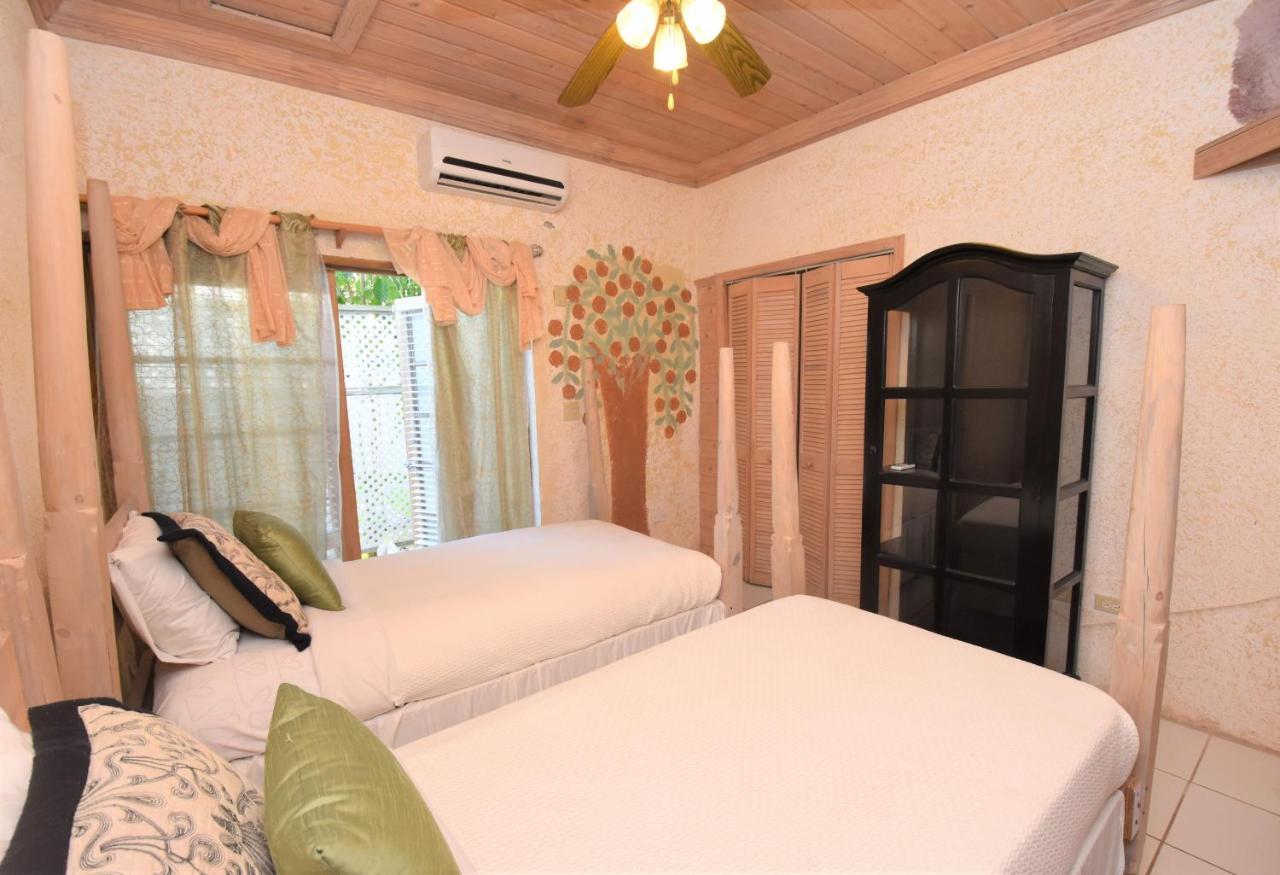 The Sugar Apple Lodging Dunmore Town ภายนอก รูปภาพ