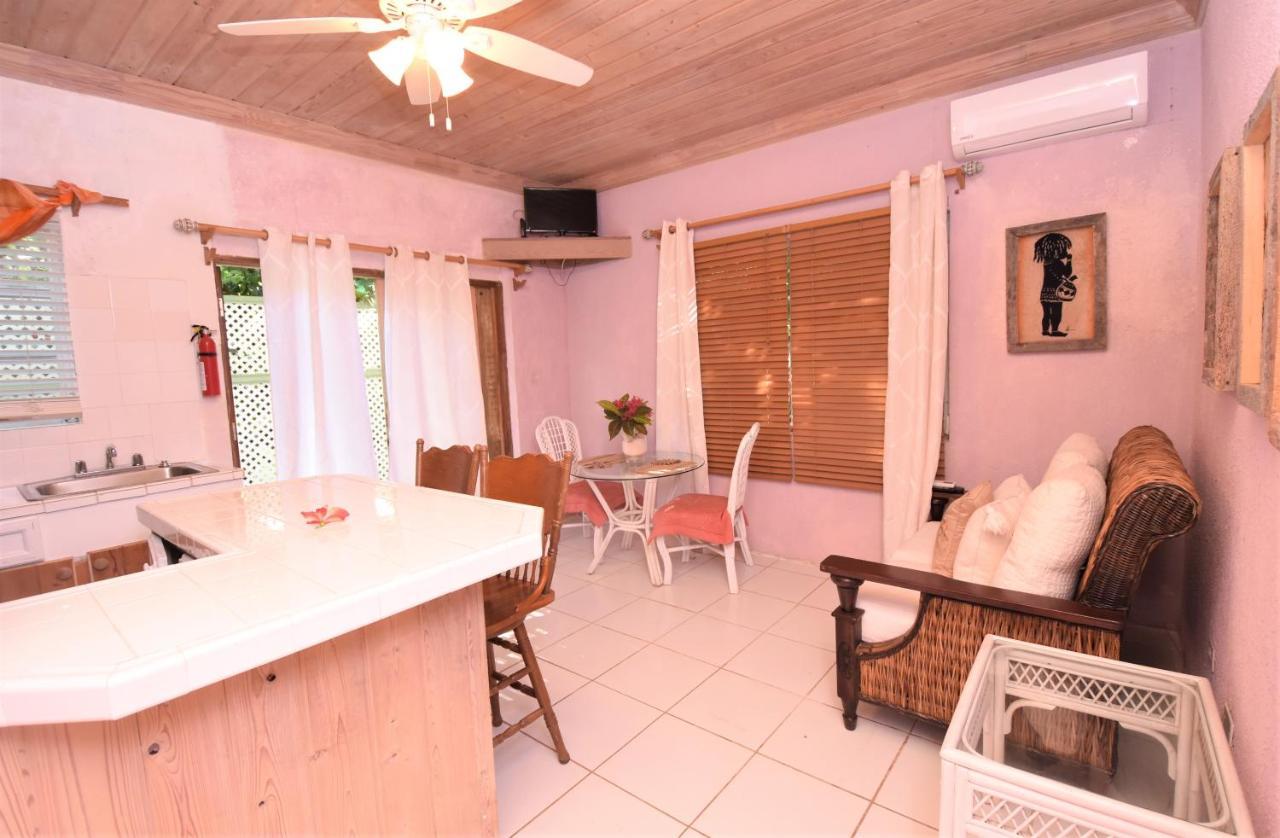 The Sugar Apple Lodging Dunmore Town ภายนอก รูปภาพ