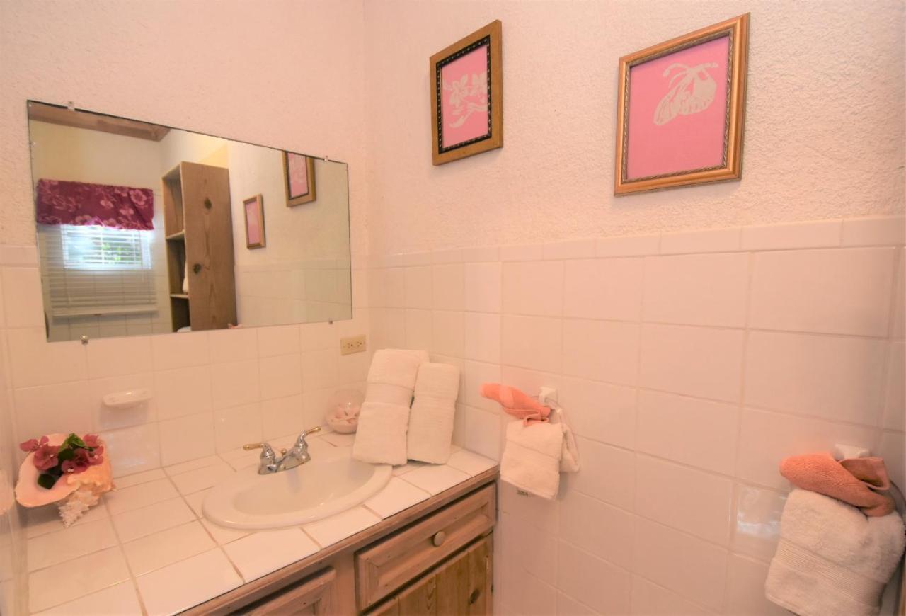 The Sugar Apple Lodging Dunmore Town ภายนอก รูปภาพ
